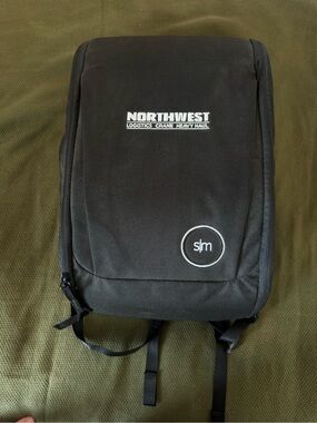 Simple Modern Laptop Backpack